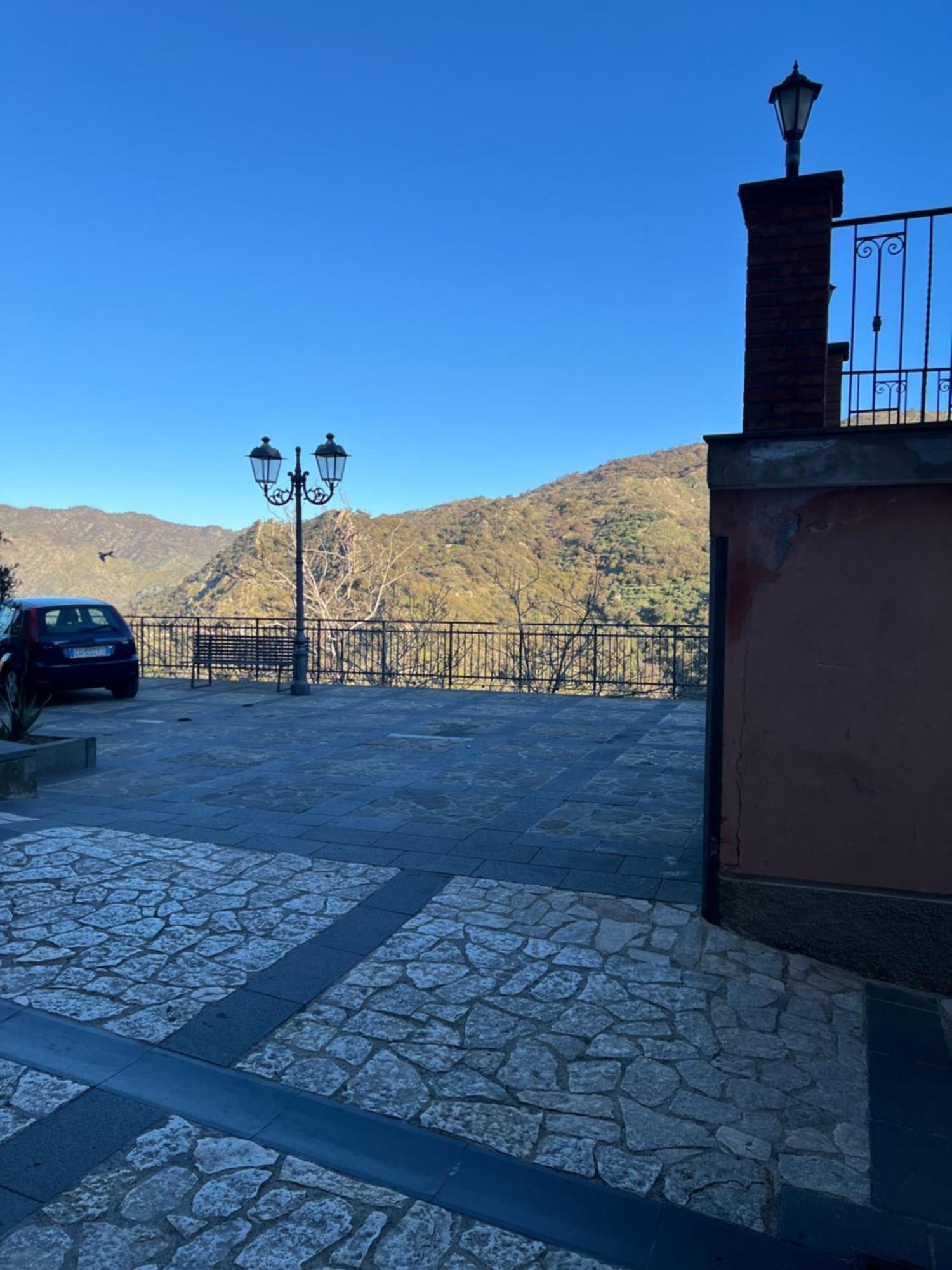 Casa Belvedere Motta Camastra Gole Alcantara Exteriör bild