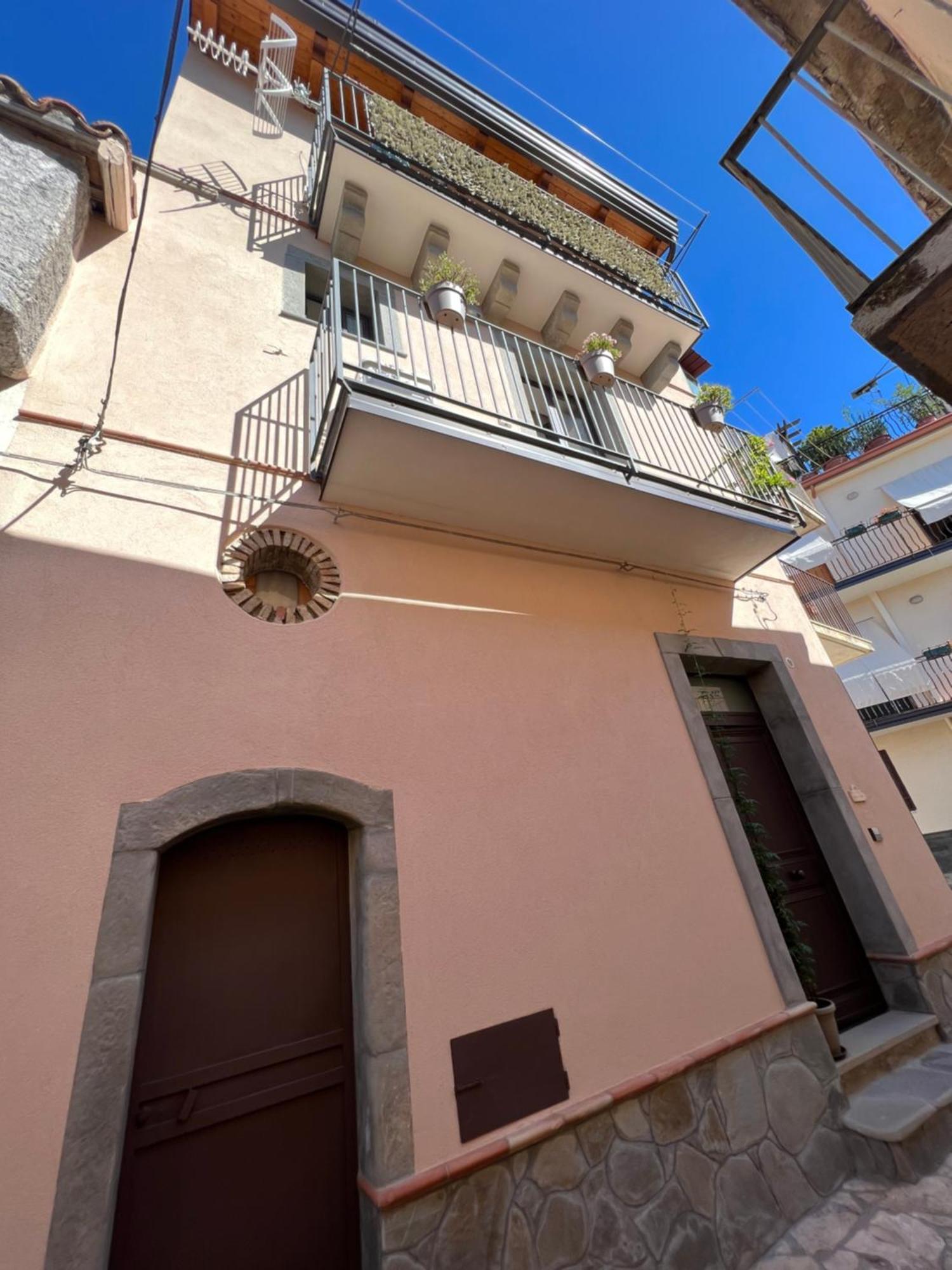 Casa Belvedere Motta Camastra Gole Alcantara Exteriör bild