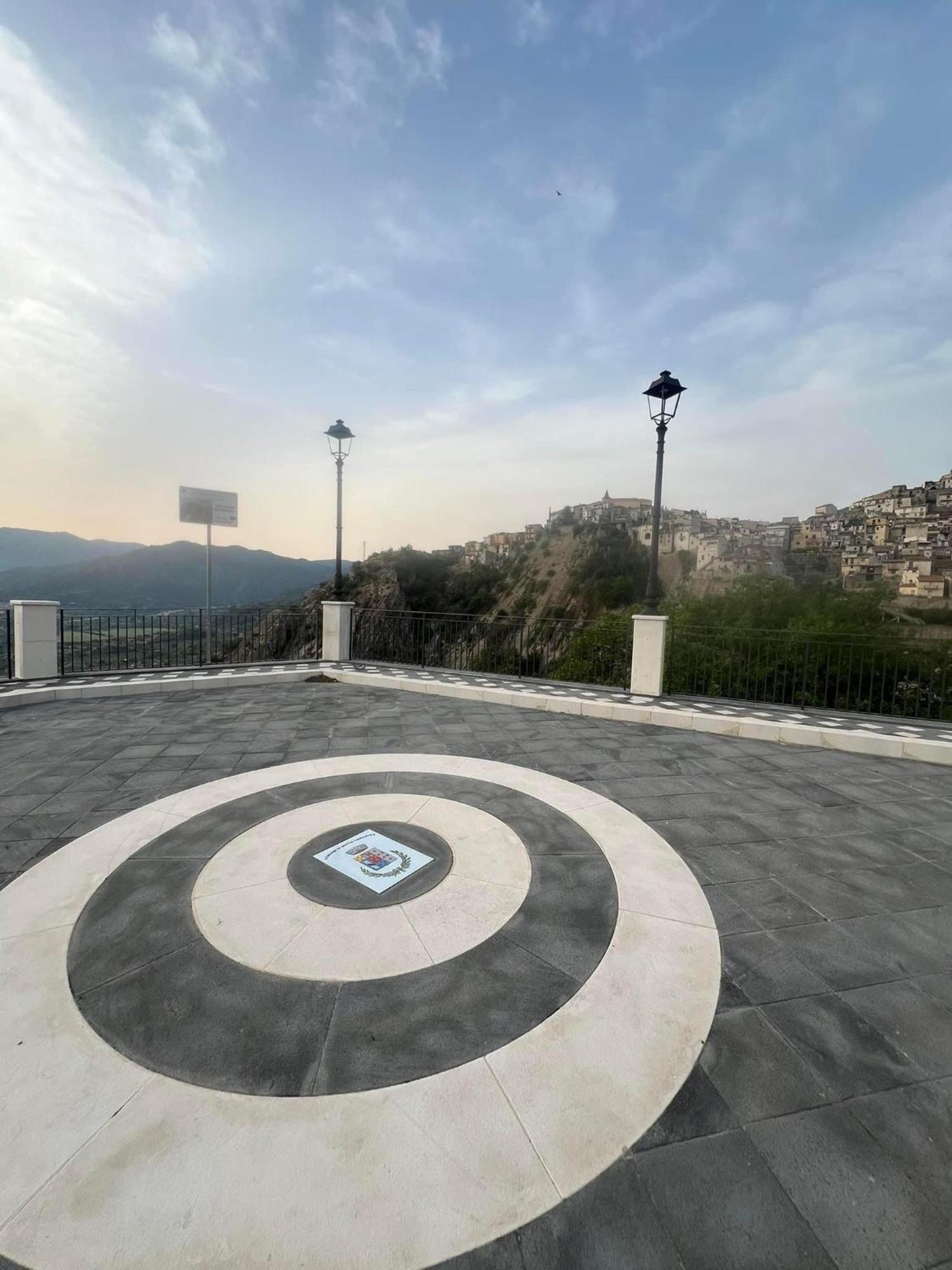 Casa Belvedere Motta Camastra Gole Alcantara Exteriör bild